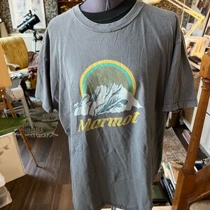 Marmot Gray Graphic T-Shirt for Men size XL